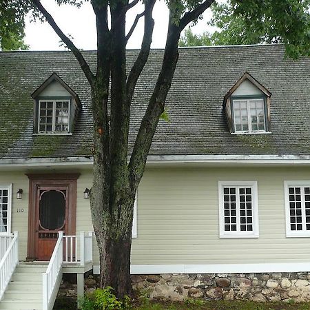 La Maison Ancestrale Guerard Saint-Laurent-de-l'ile d'Orleans Exteriér fotografie