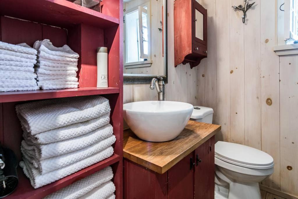 La Maison Ancestrale Guerard Saint-Laurent-de-l'ile d'Orleans Exteriér fotografie