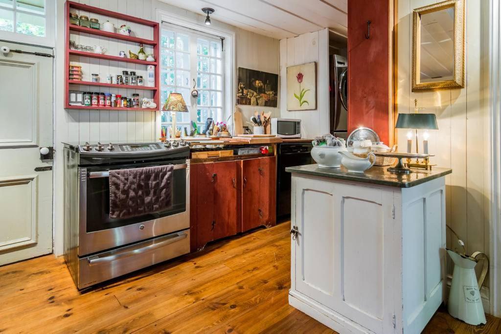 La Maison Ancestrale Guerard Saint-Laurent-de-l'ile d'Orleans Exteriér fotografie